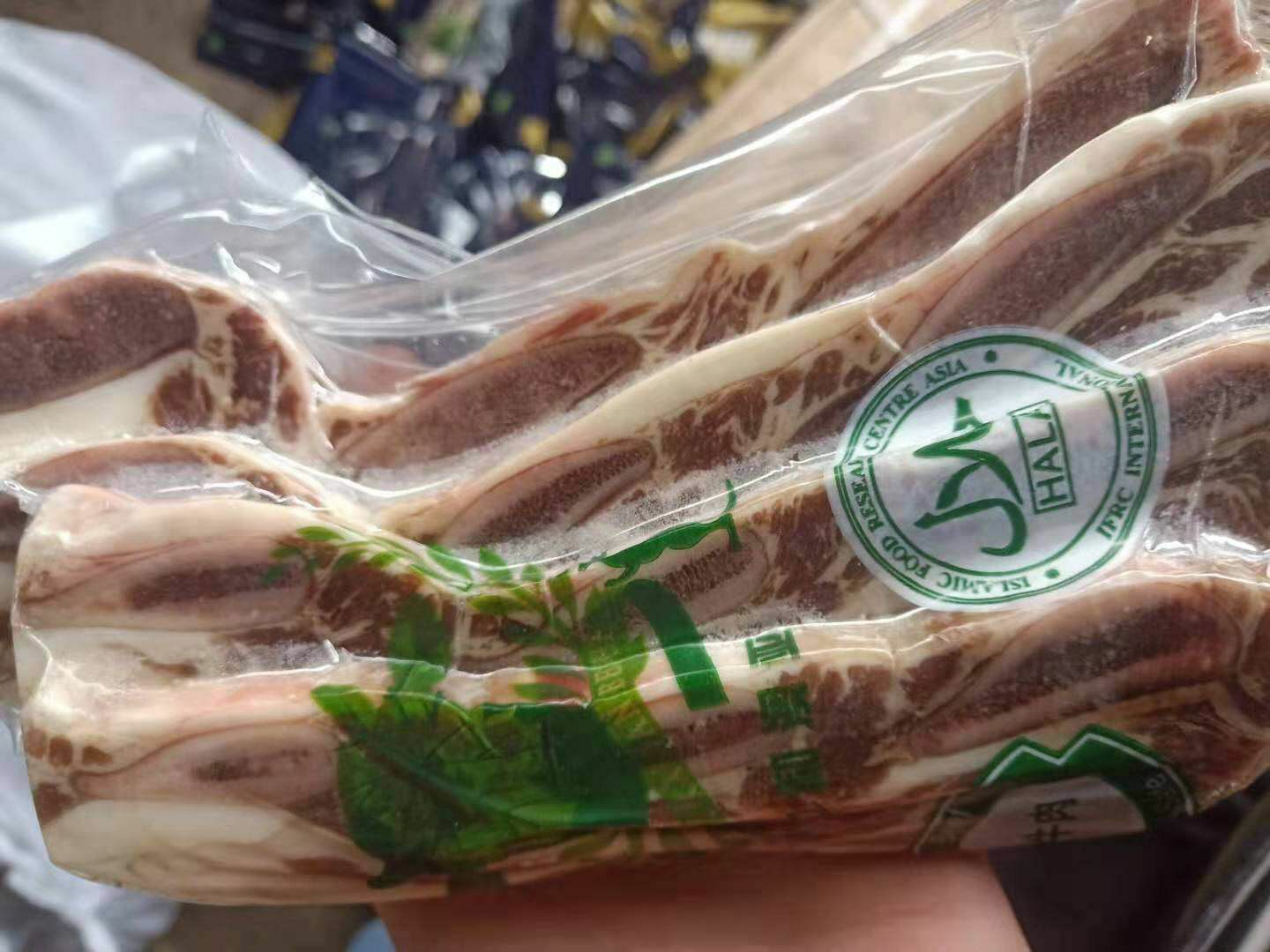  恒润牛仔骨，价格美丽，质量很好