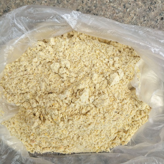 大连牛羊饲料  玉米面饲料，猪牛羊都可以吃