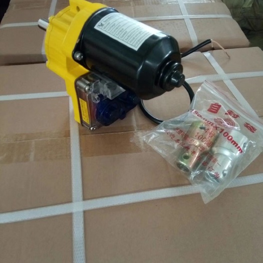 泊头市 蔬菜大棚通风设备 电动卷膜器现货供应