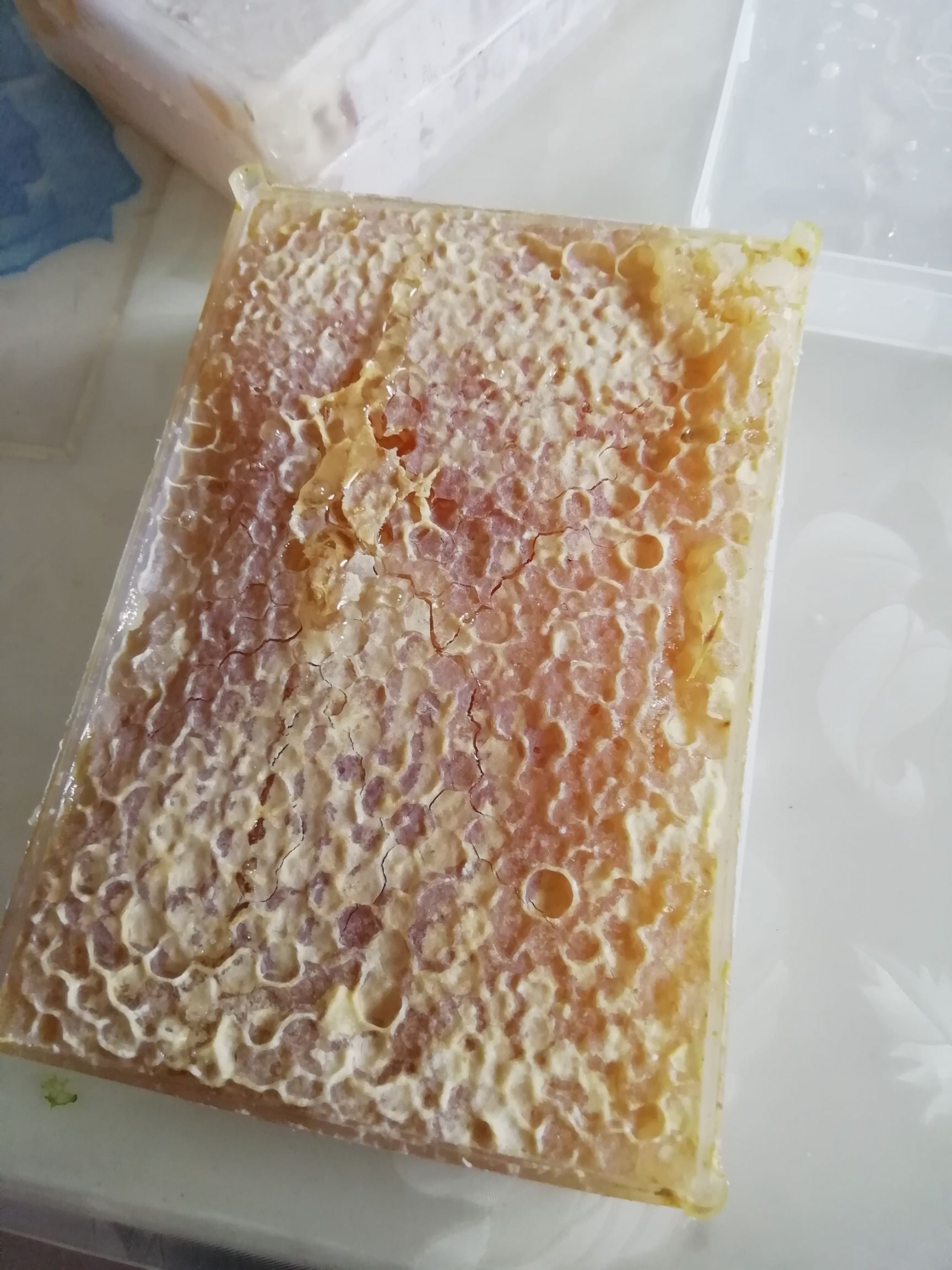 槐花蜜  蜂蜜，枣花蜜。农家自养洋槐蜜枣花蜜
