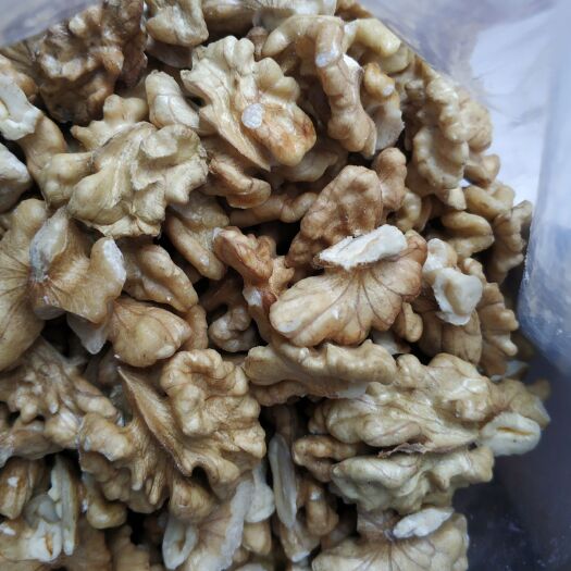 大姚县 云南纸皮核桃仁 口感微甜无苦涩味，出油率较高