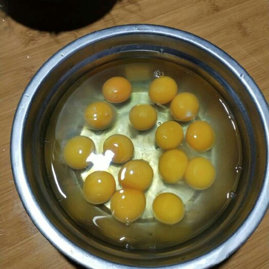 沭阳县 侍大叔家养草鸡蛋