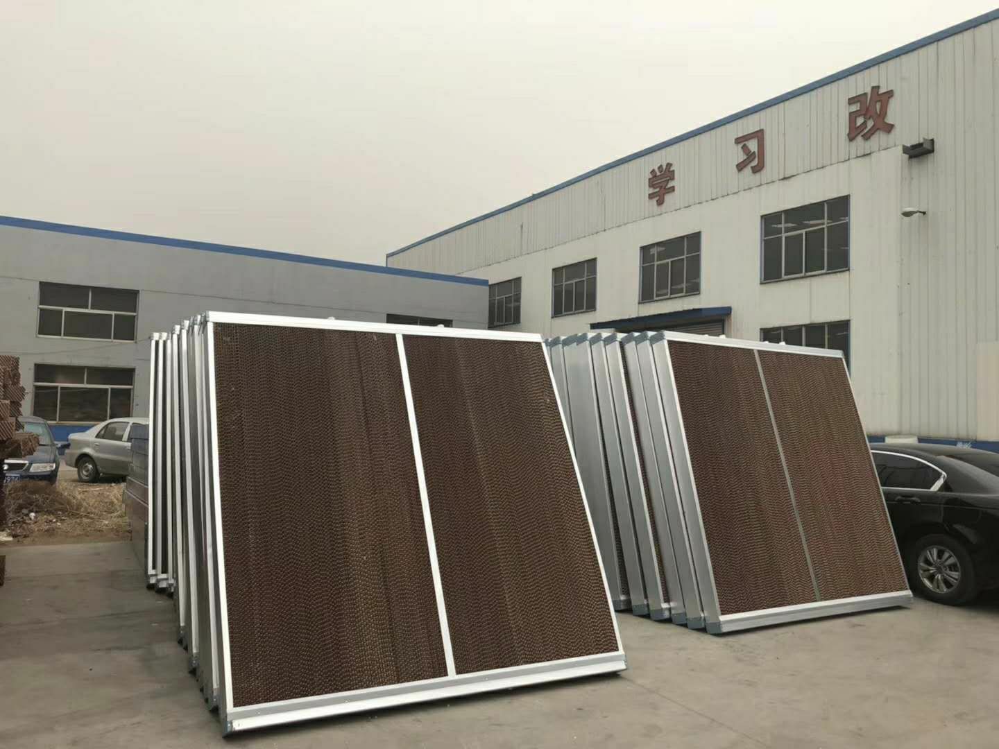 降温水帘墙湿帘矿场养殖产品，风机水帘