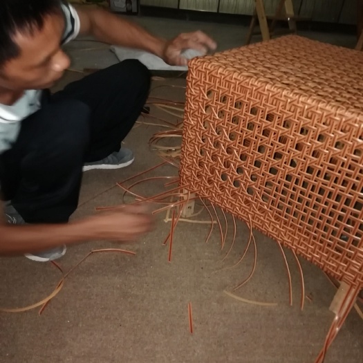 荔浦市椅子/凳子 手工制作手工制作藤椅，各种各样的手工编制都有