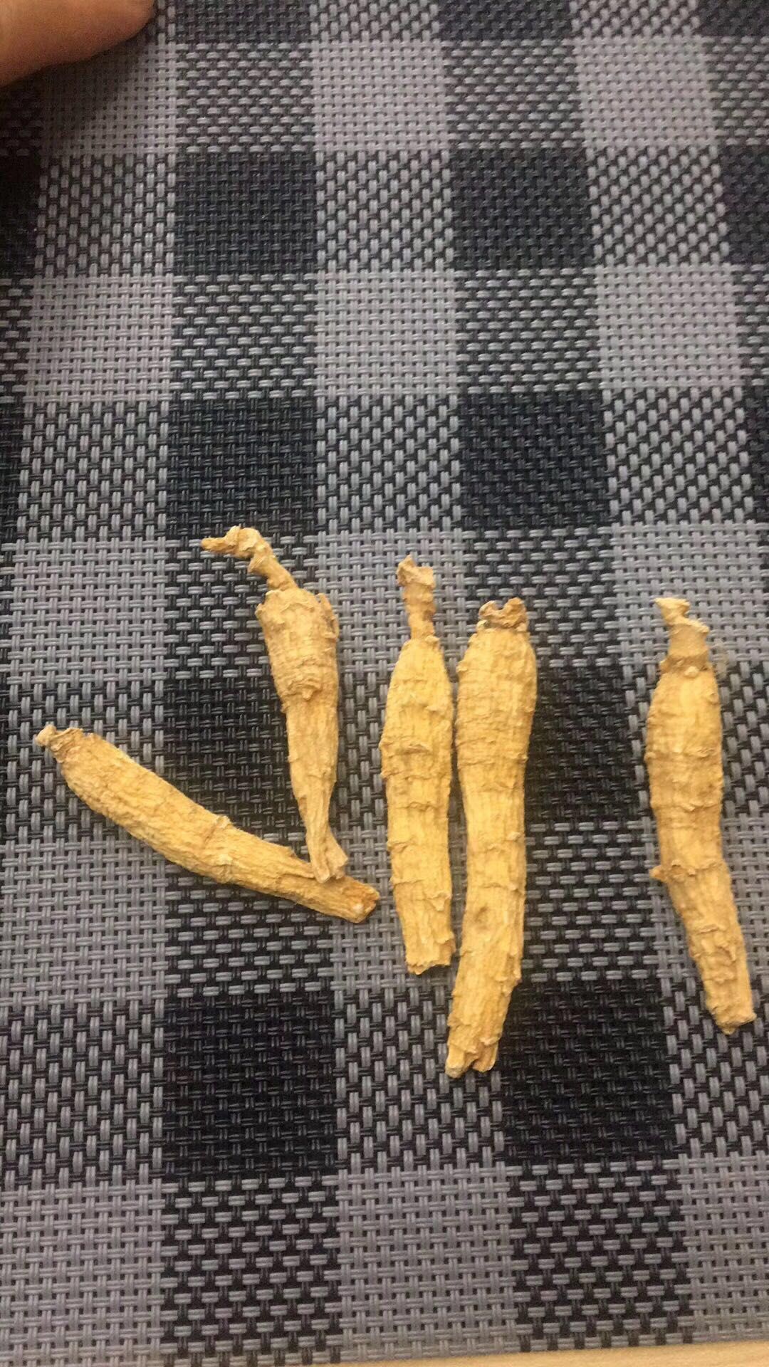  品名：加拿大西洋参，规格：2克下