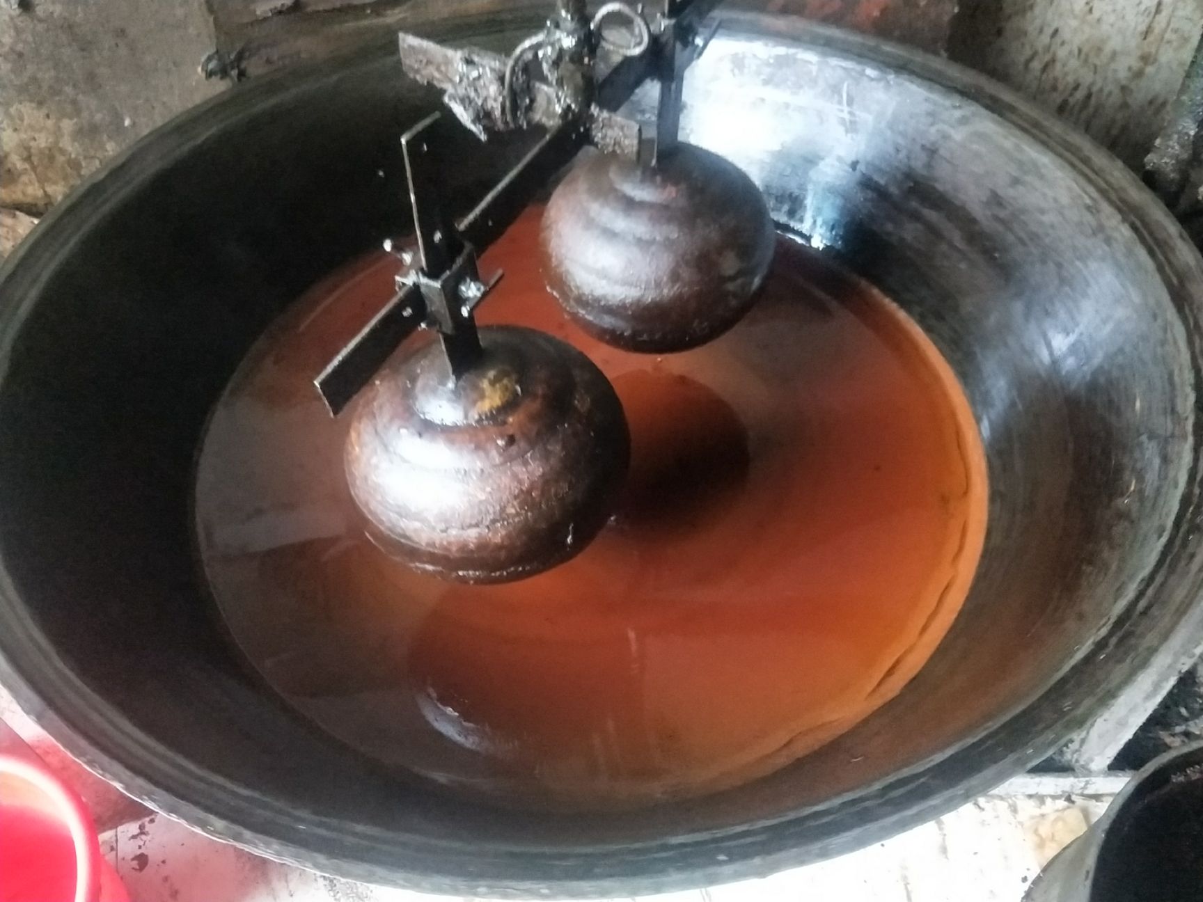 小磨香油 白分之白纯芝麻香油，香油酱，传统石磨技术，假一赔十