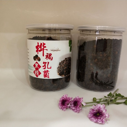 抚松县桦树茸精选黑精，是普通货的三十倍，桦褐