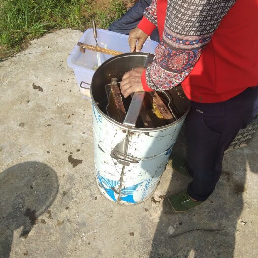 赣州 深山里土蜂蜜，绿色养殖。