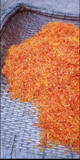 东明县 有机(全用羊粪,没使用化肥)种殖，自用红花;现有剩余50斤！