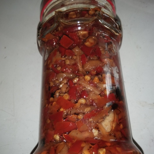 耒阳市 曾哥美食剁辣椒坛子菜，