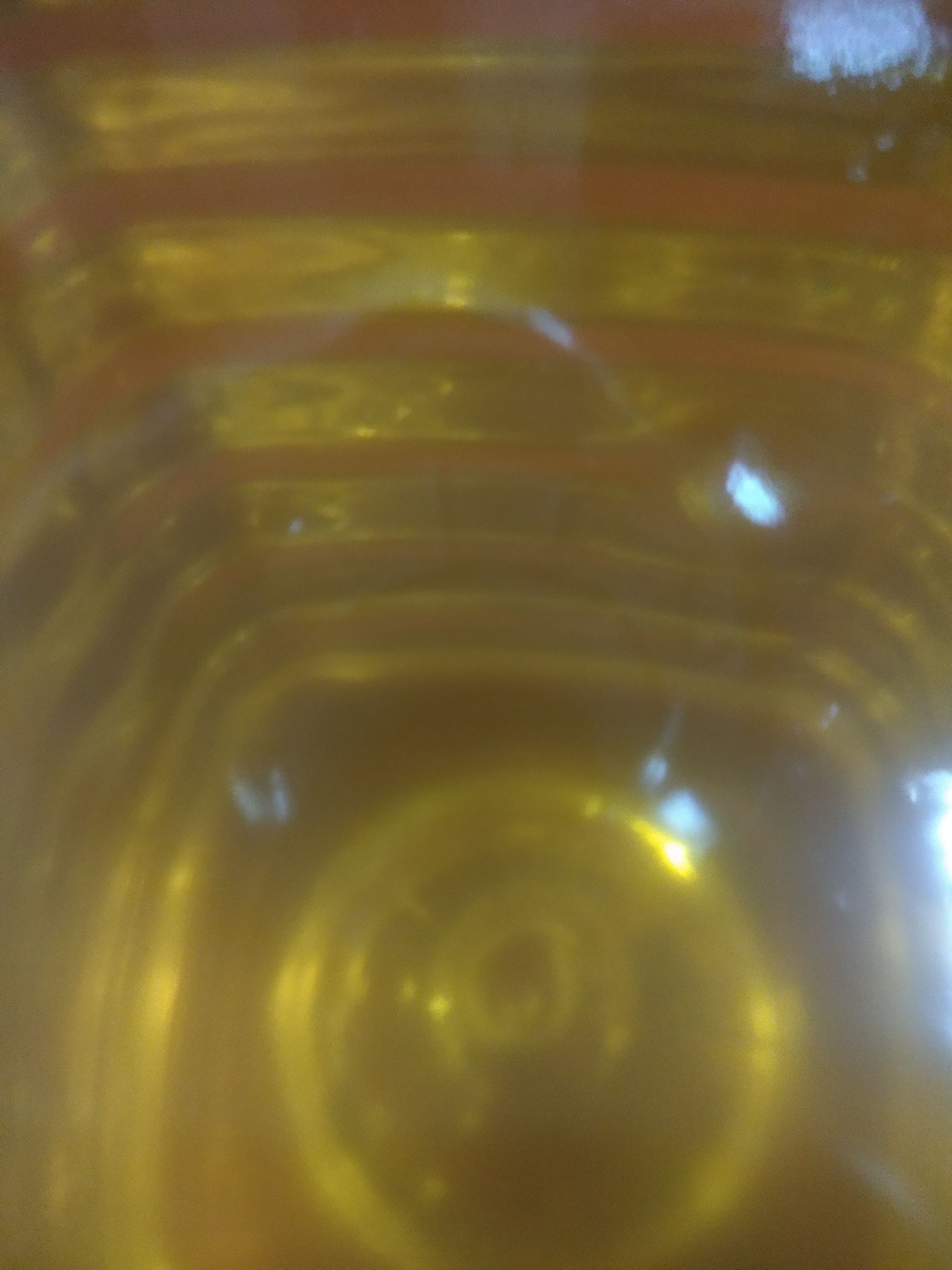 压榨花生油 
