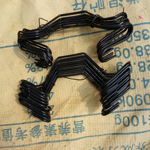 泊头市种植大棚 引线簧 八字钩 蝴蝶沟  各种大棚配件厂家直销