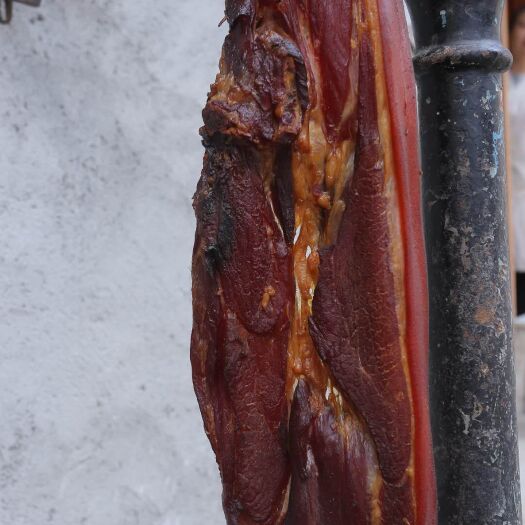 宝兴县 宝兴特色跑山猪腊肉，香肠