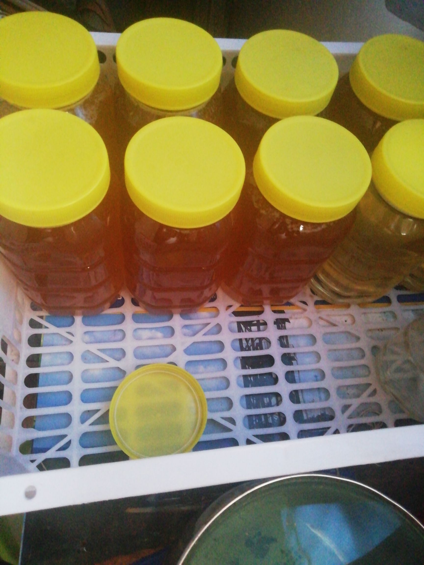  来自大自然的搬运工，个人爱好，真正的纯蜂蜜，浓度高，假一赔十