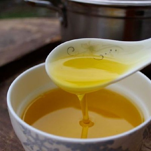 宁都县生山茶油 茶油.压榨山茶油，茶籽树油，原汁原味现榨现卖，