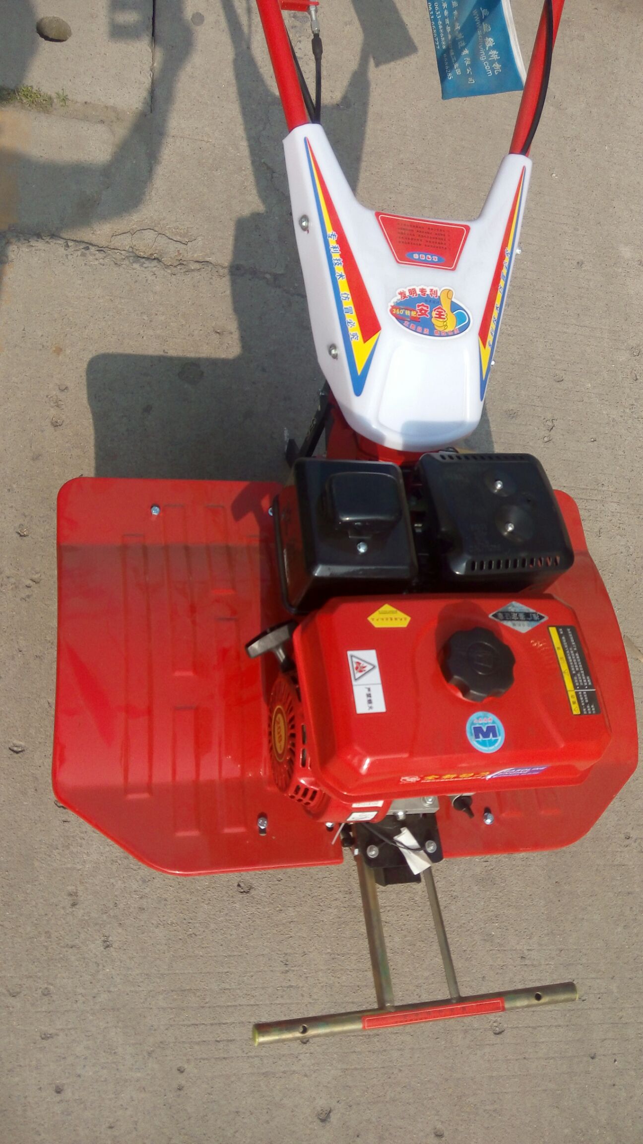  柴油水冷微耕機(jī) 輕便好操作松土機(jī)