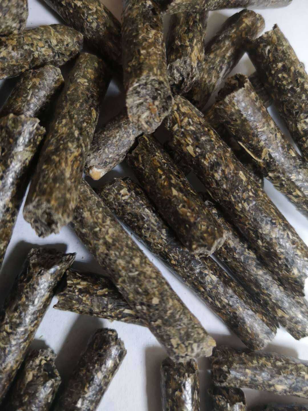 油葵饼饲料 我们在乌克兰有自己的工厂，生产售卖乌克兰葵饼，葵粕。