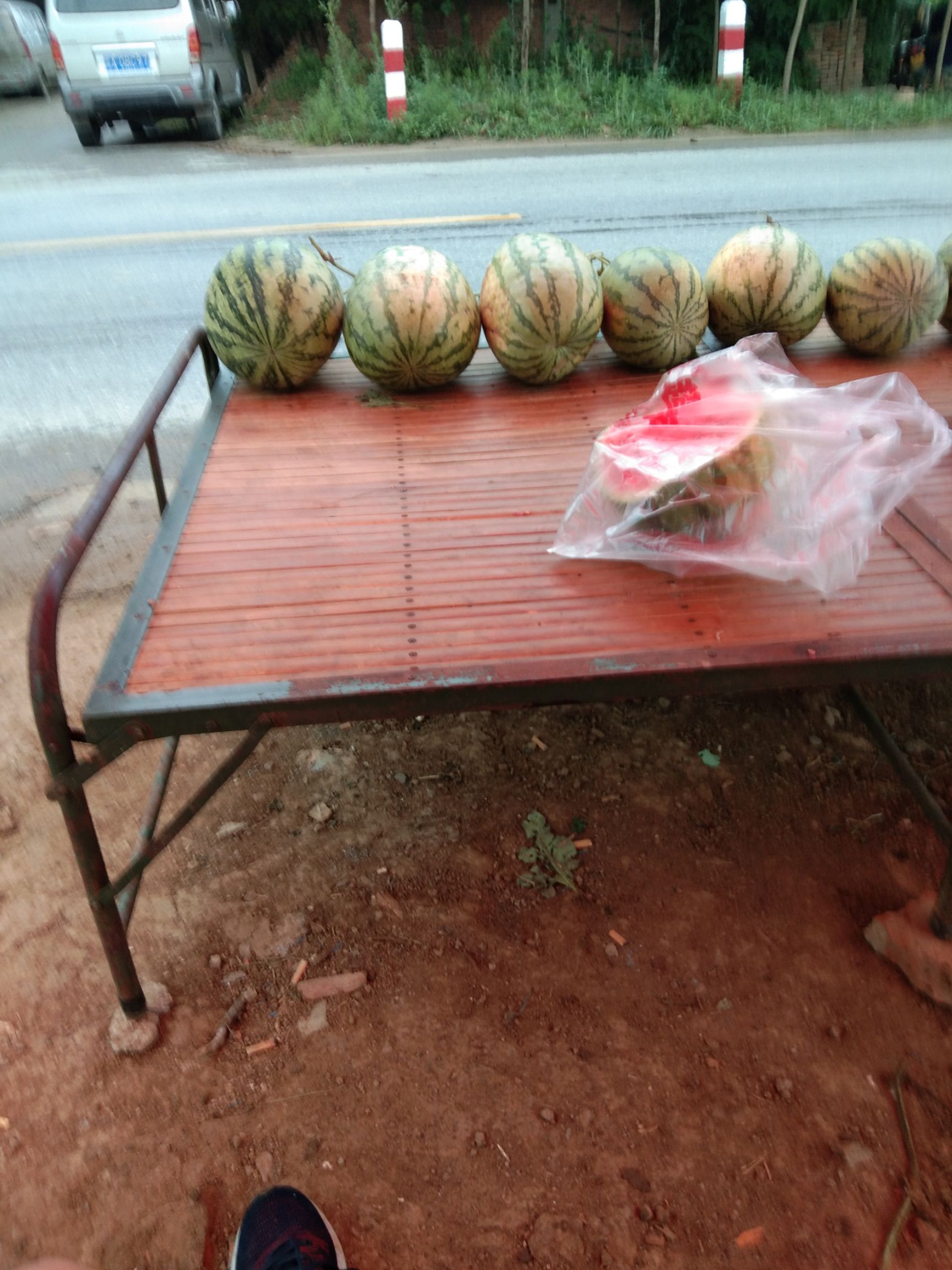 因工作忙，处理一批西瓜，8斤打底，8毛一斤，迟来不等！