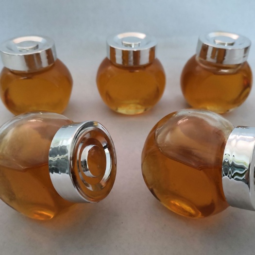 长葛市洋槐蜂蜜  洋槐蜜，口感纯正，真正的好蜜。