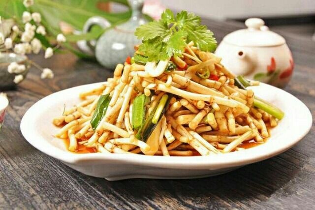 隆林县 鱼腥草，折耳根，清热，毒，消，利尿