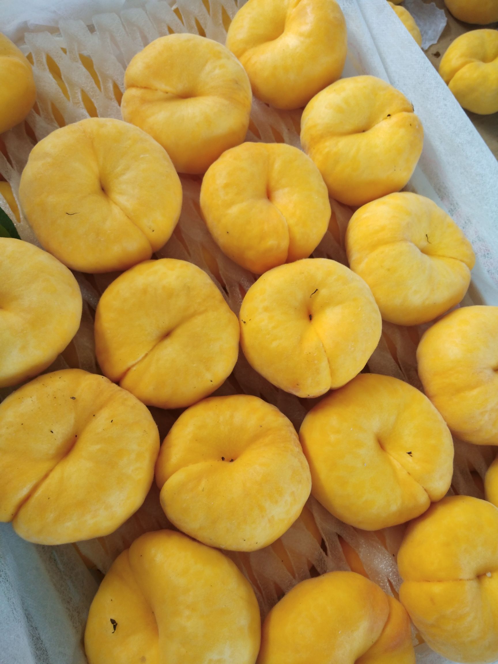  优质黄蟠桃，五斤包邮，38一件