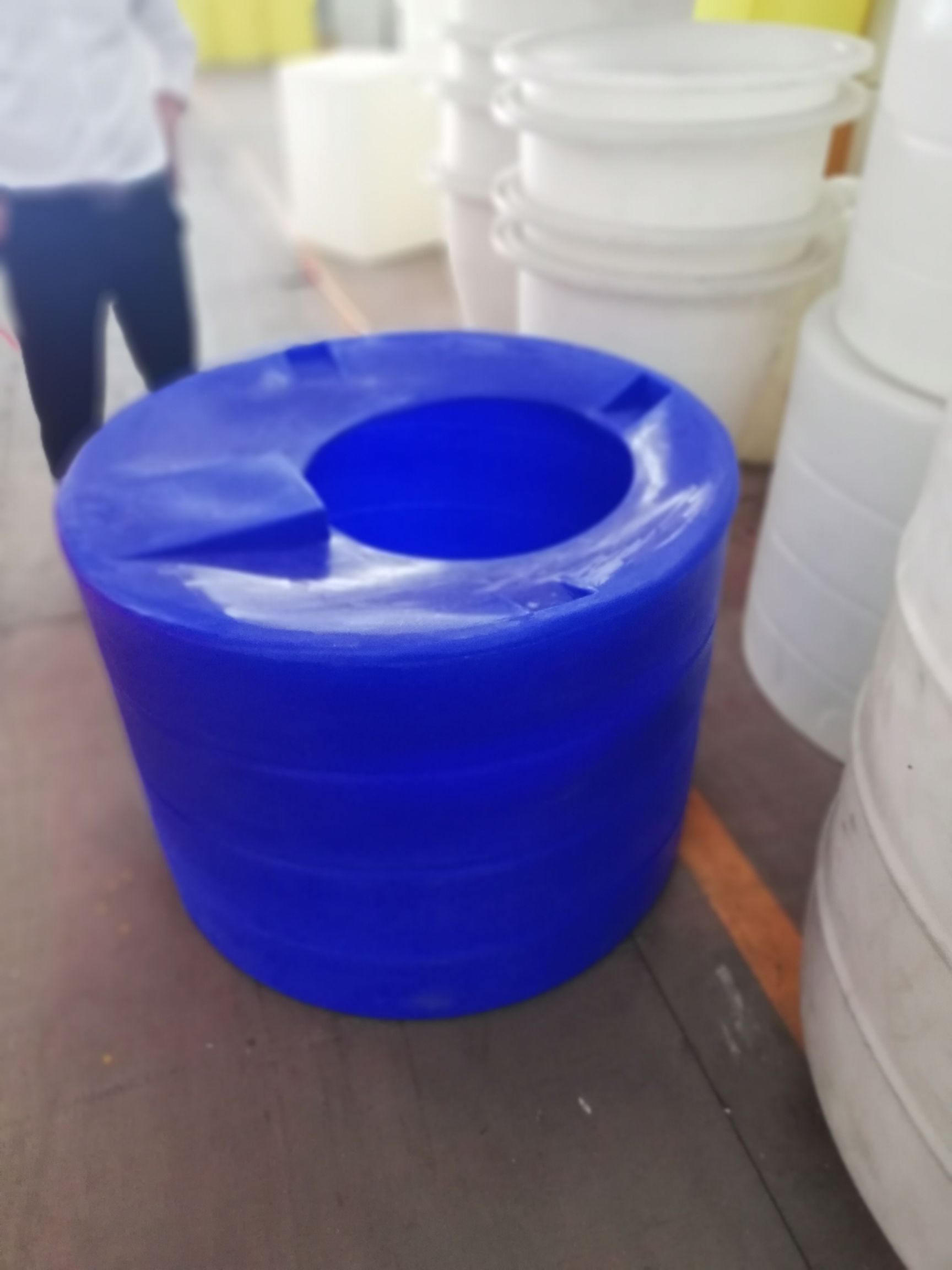 重庆厂家批发包装鱼桶500L耐磨抗摔运输鱼桶