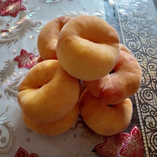 大荔县黄金蜜蟠桃 5-6两