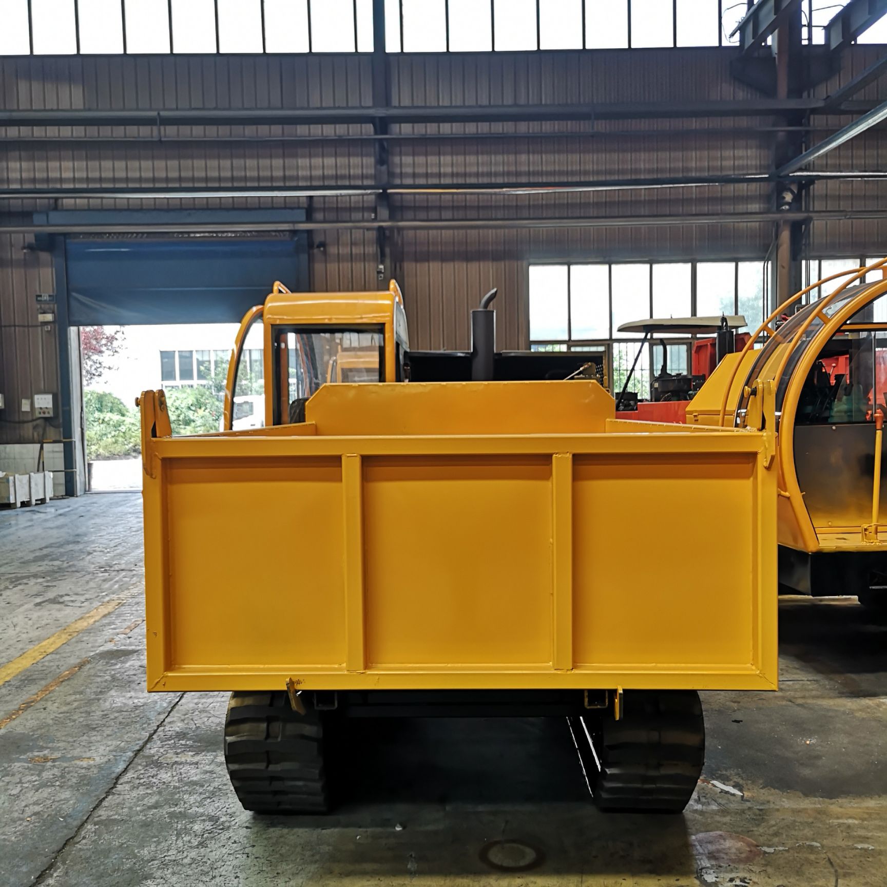 四不像车 2吨履带运输车 爬山虎 爬坡运输车 全地形 自卸载