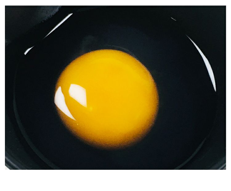  纯绿色散养土鸭蛋