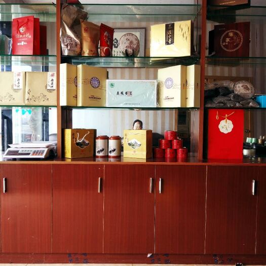 福鼎市 正宗福鼎老白茶，自家生产，品质有保证，另批发红茶及绿茶。