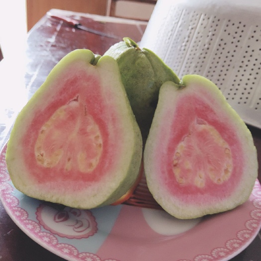 北流市 农家A等土质种植有机番石榴，不打膨胀剂，甜脆可口