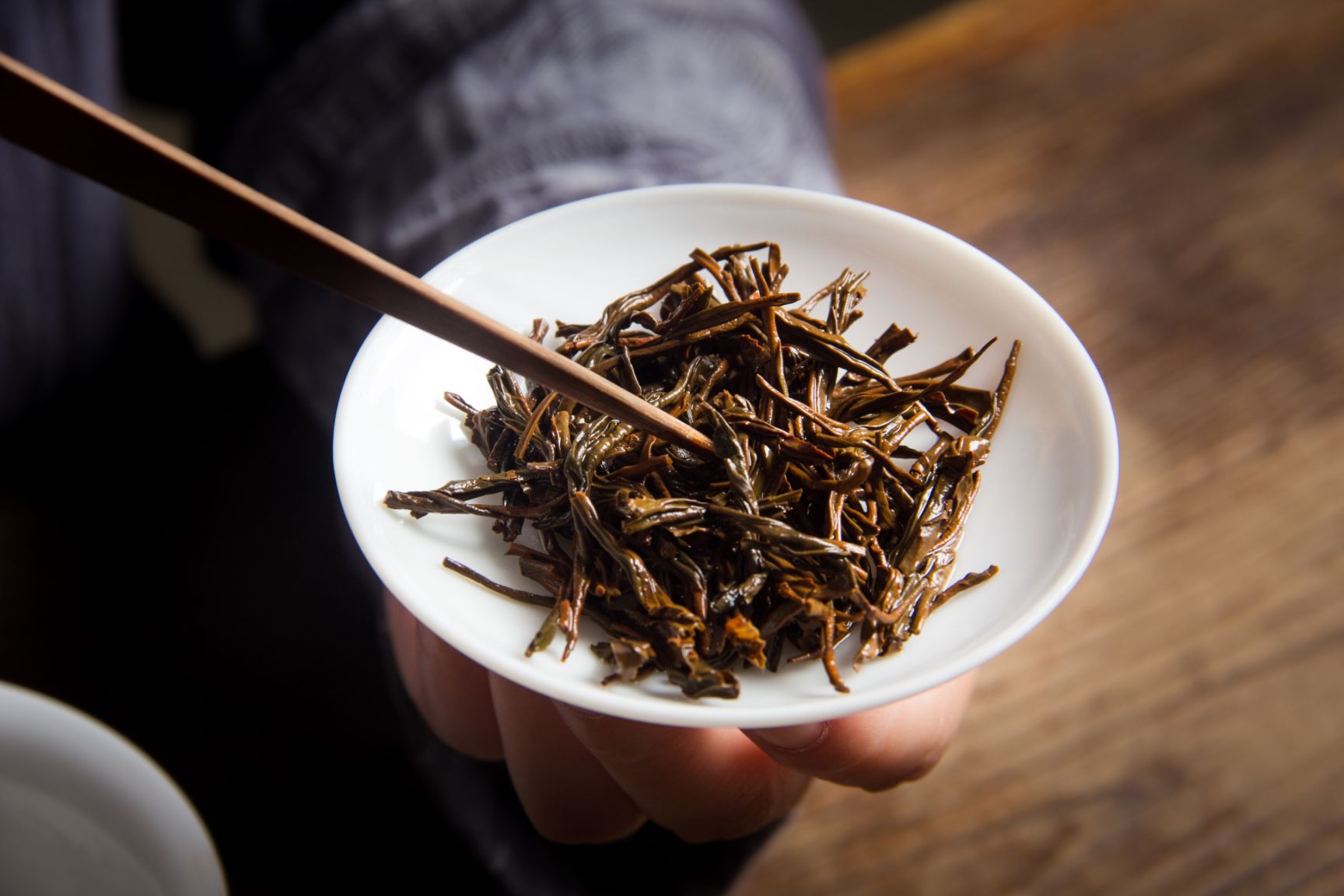  有机红茶出售，雨前采摘，花香浓郁，可零售可批发，有需要联系