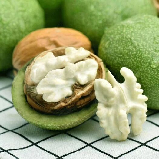 中阳县 2019青皮核桃皮薄个头大五斤装