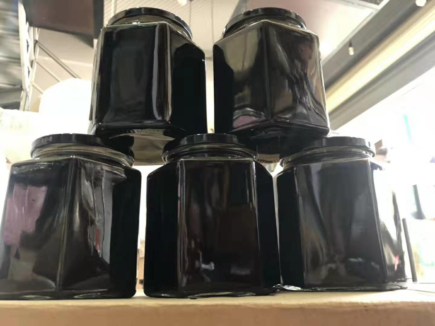 真蜂蜜烧后没有黑色吗?(蜂蜜烧开了有毒吗)