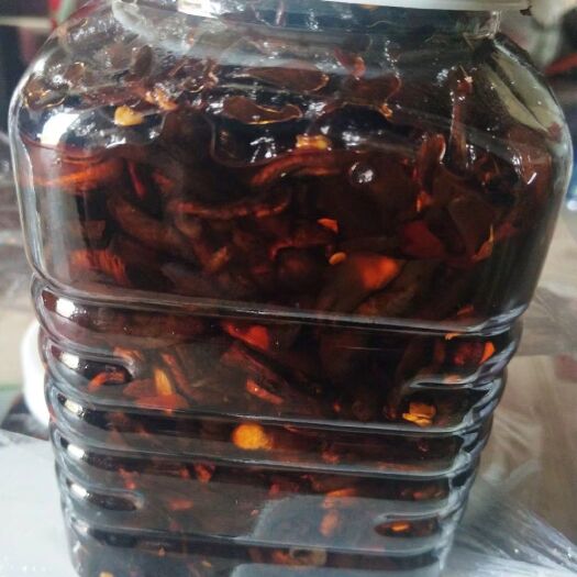 楚雄市鸡枞菌油 纯菜籽油炸野生鸡枞油，1公斤/瓶（瓶带油）包邮