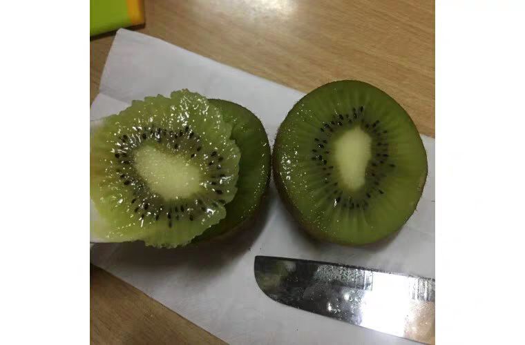 野生猕猴桃 徐香中小果50-70克1.5一斤，40斤一筐