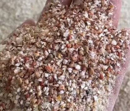 纯粮食醋 纯粮大曲酿造，不添加，不勾兌。