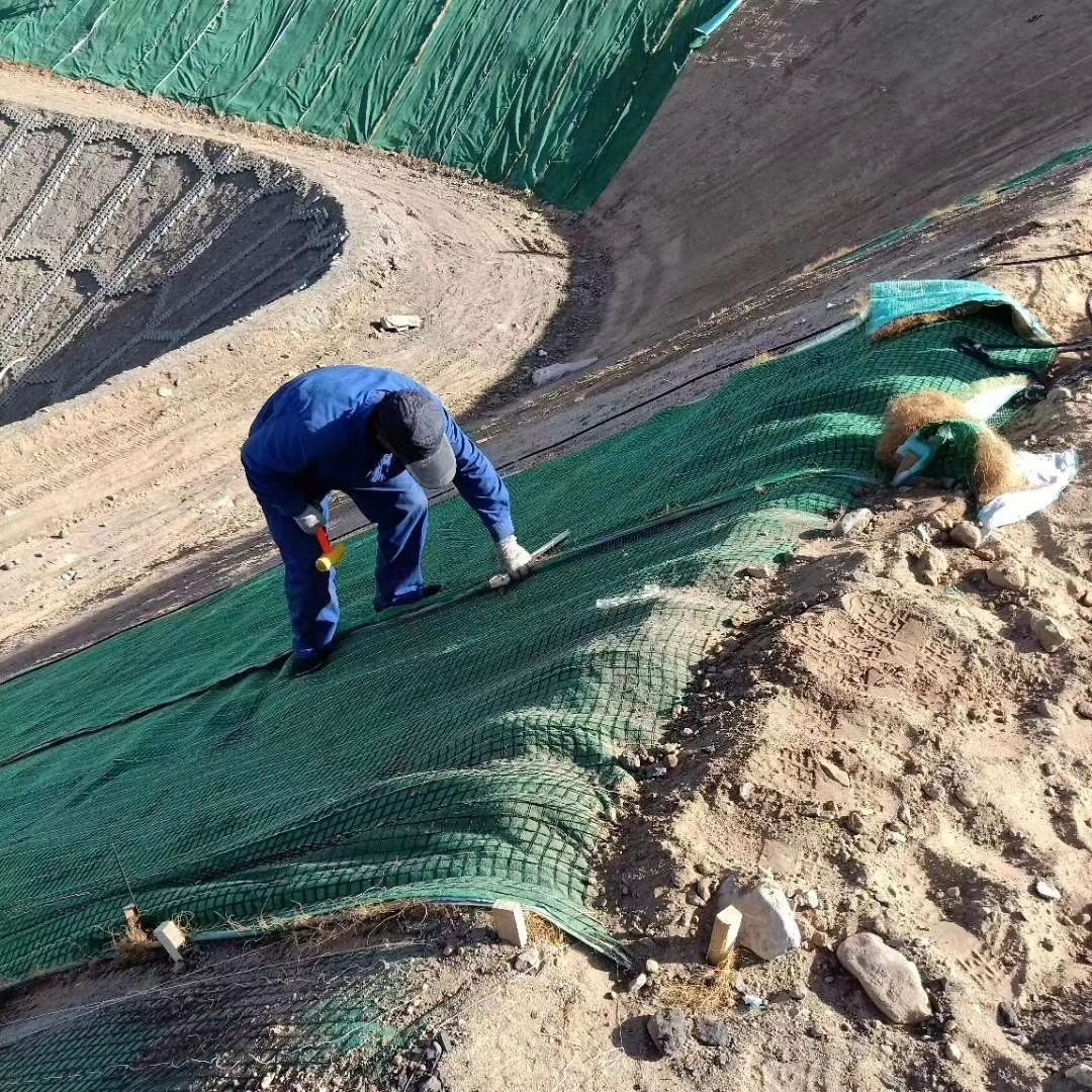 无纺布 绿色防尘盖土布，土工布公路养护，园林保温布大棚保温土工布厂家