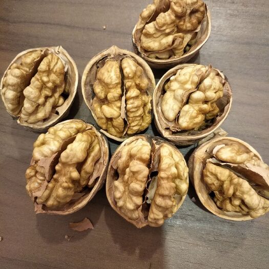 和田市 阿克苏 纸皮核桃185 颗粒饱满 肉色米黄色 大量有货