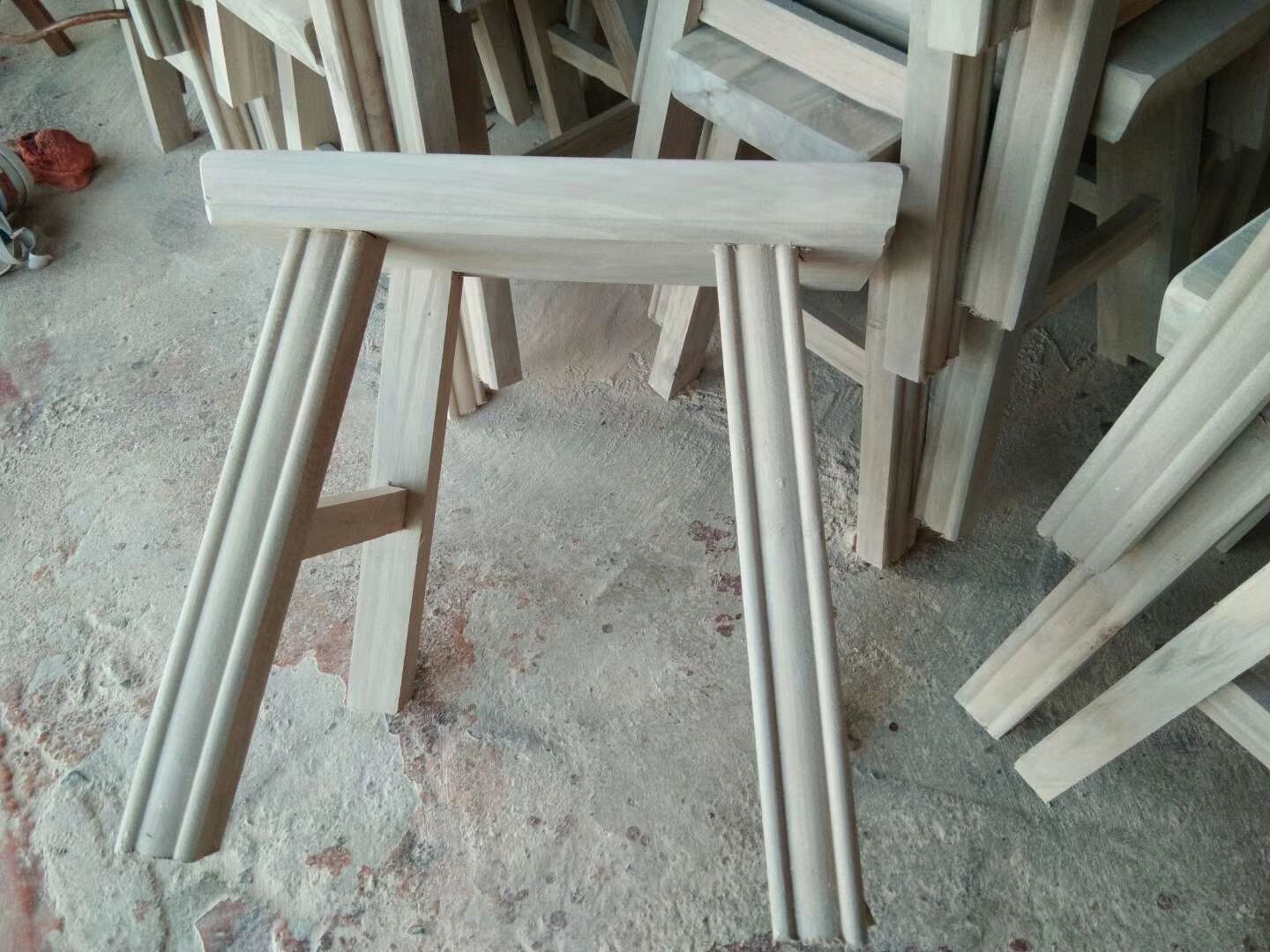 椅子/凳子 板凳