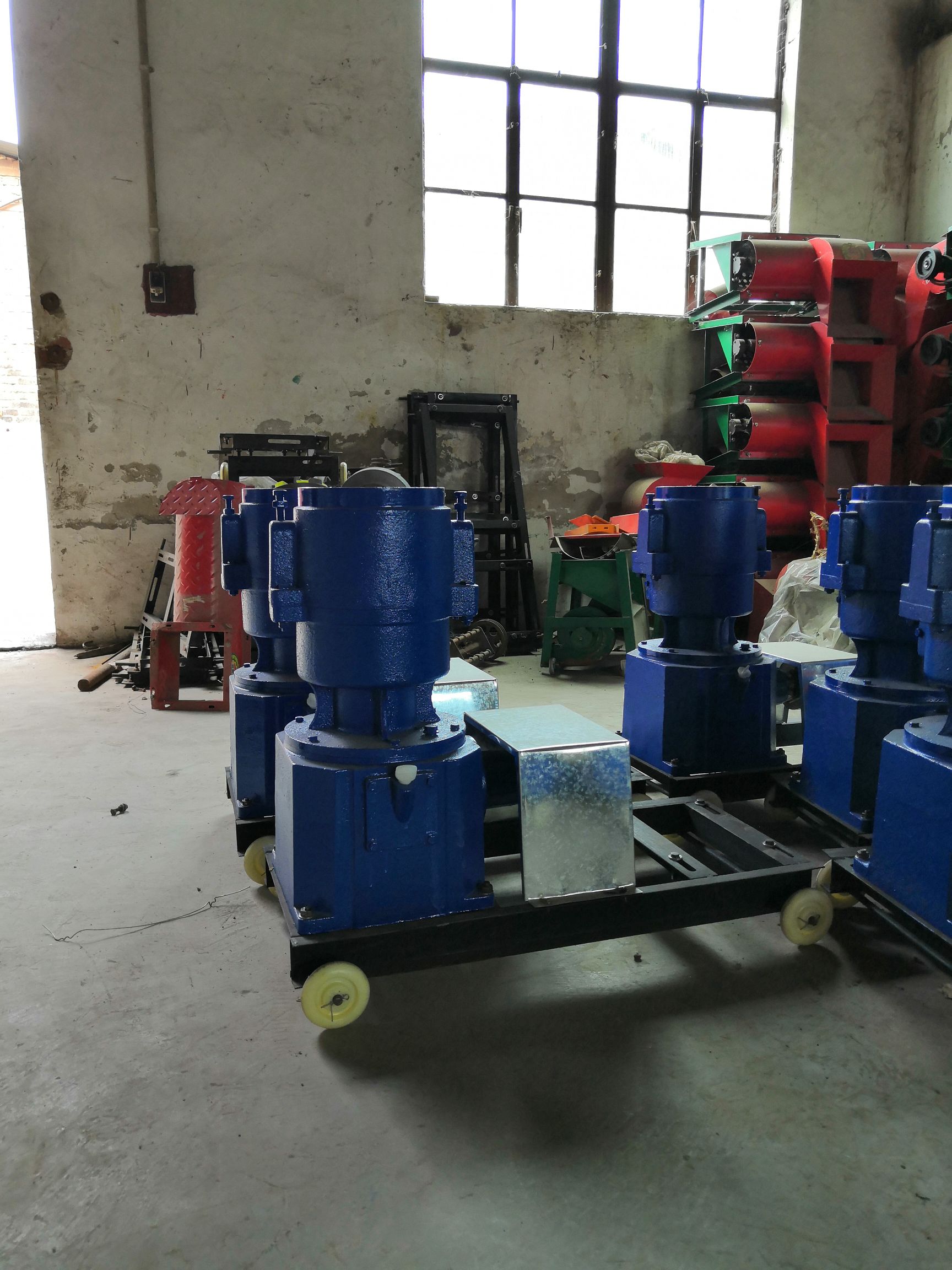 饲料颗粒机 各种型号颗粒机现货供应