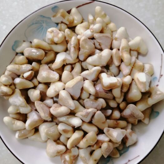 南京 野生菱角，手工去皮。