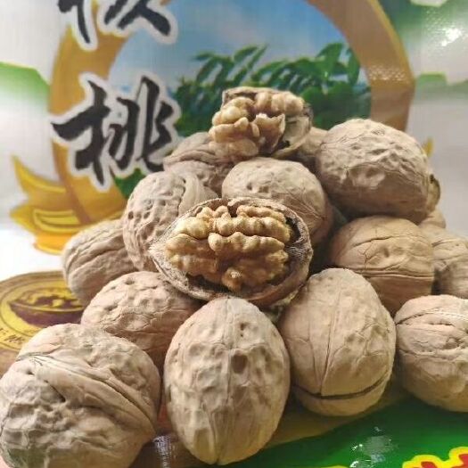中牟县 核桃大个幸福薄皮核桃，手捏继开，全国发货