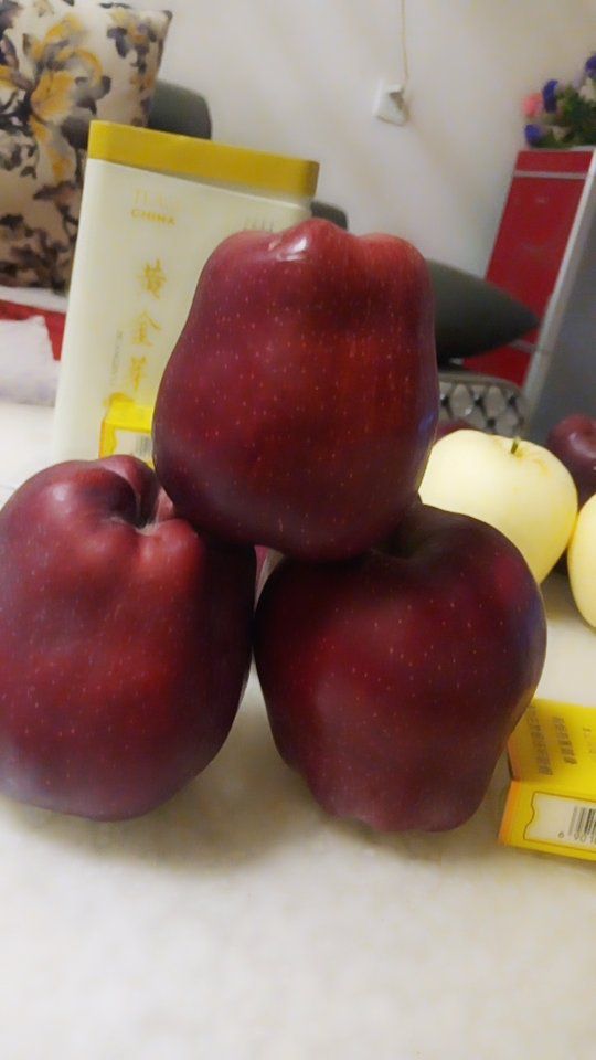  口感香甜，花牛苹果走到哪里都牛