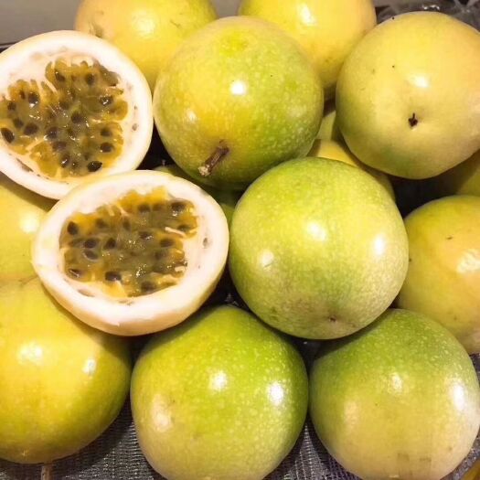 凭祥市 广西黄金百香果    芭乐味  果大果靓  超甜