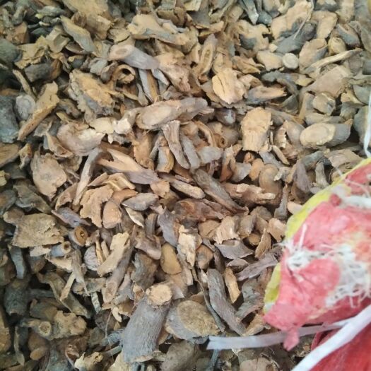 遵义虎杖 本家有稳定的货源，成品都是纯的，有意者可以联系。