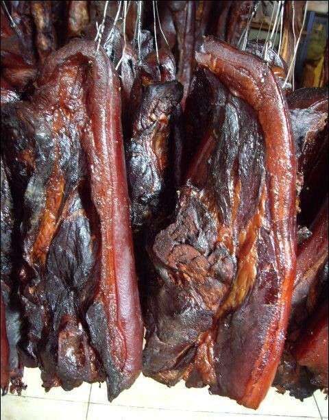  臘肉湖南正宗湘西臘肉農(nóng)家自制自家過年熏的臘肉