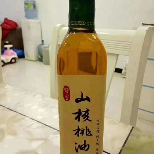 洪江市 野生山核桃油，由湘西深山老林中的野生核桃压榨而成（不包邮）