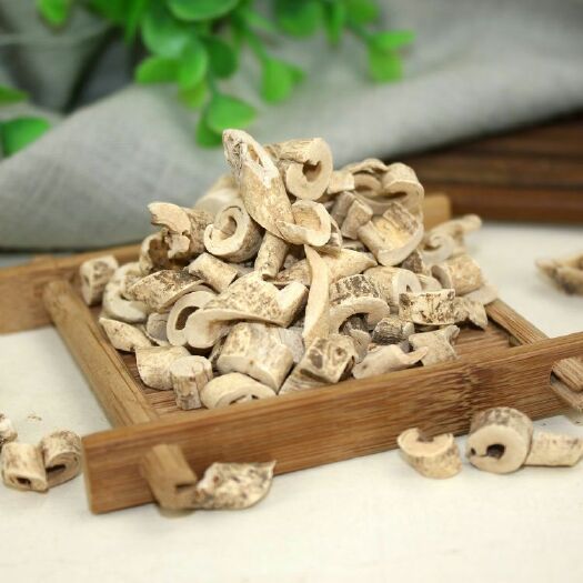 安国市白鲜皮  正品 无硫干货 抽芯  规格齐全 批发零售 包邮到家