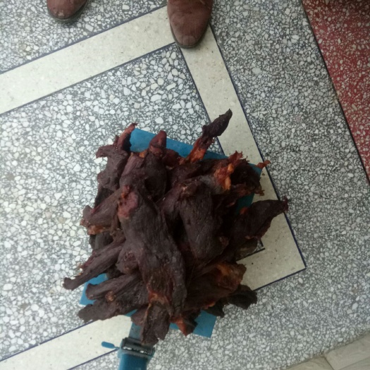 农户散养的土腊牛肉